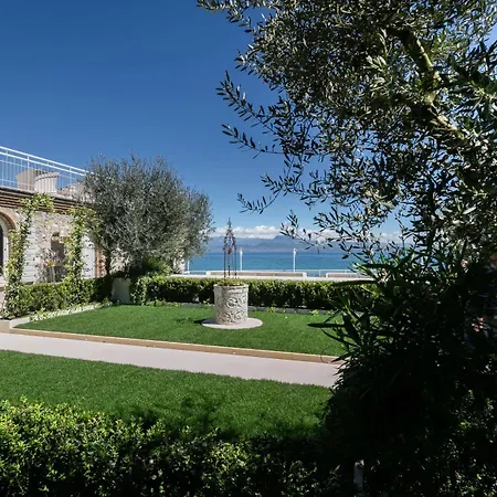 Relais La Speranzina Сирмионе